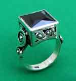 Box ring